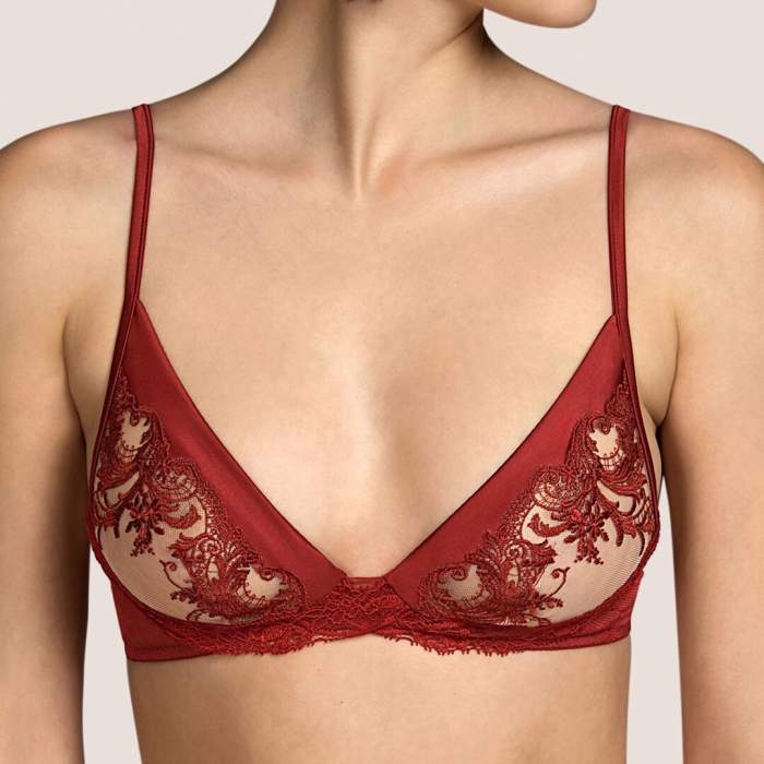 Red wireless bra, Andres...